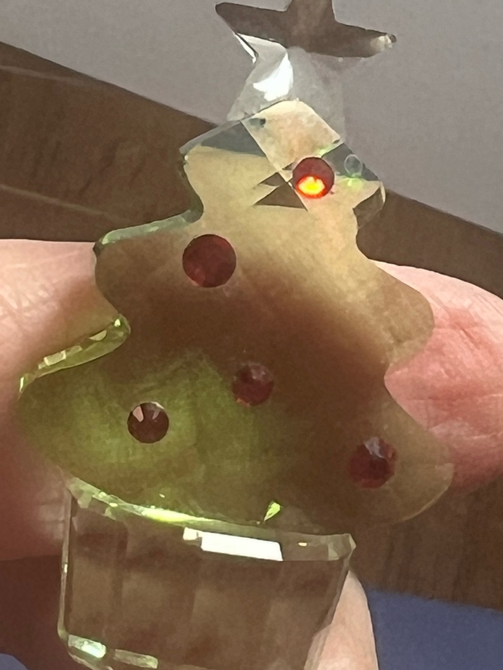 Swarovski Green Crystal Christmas Tree with Red Ornaments Miniature - Picture 12 of 12